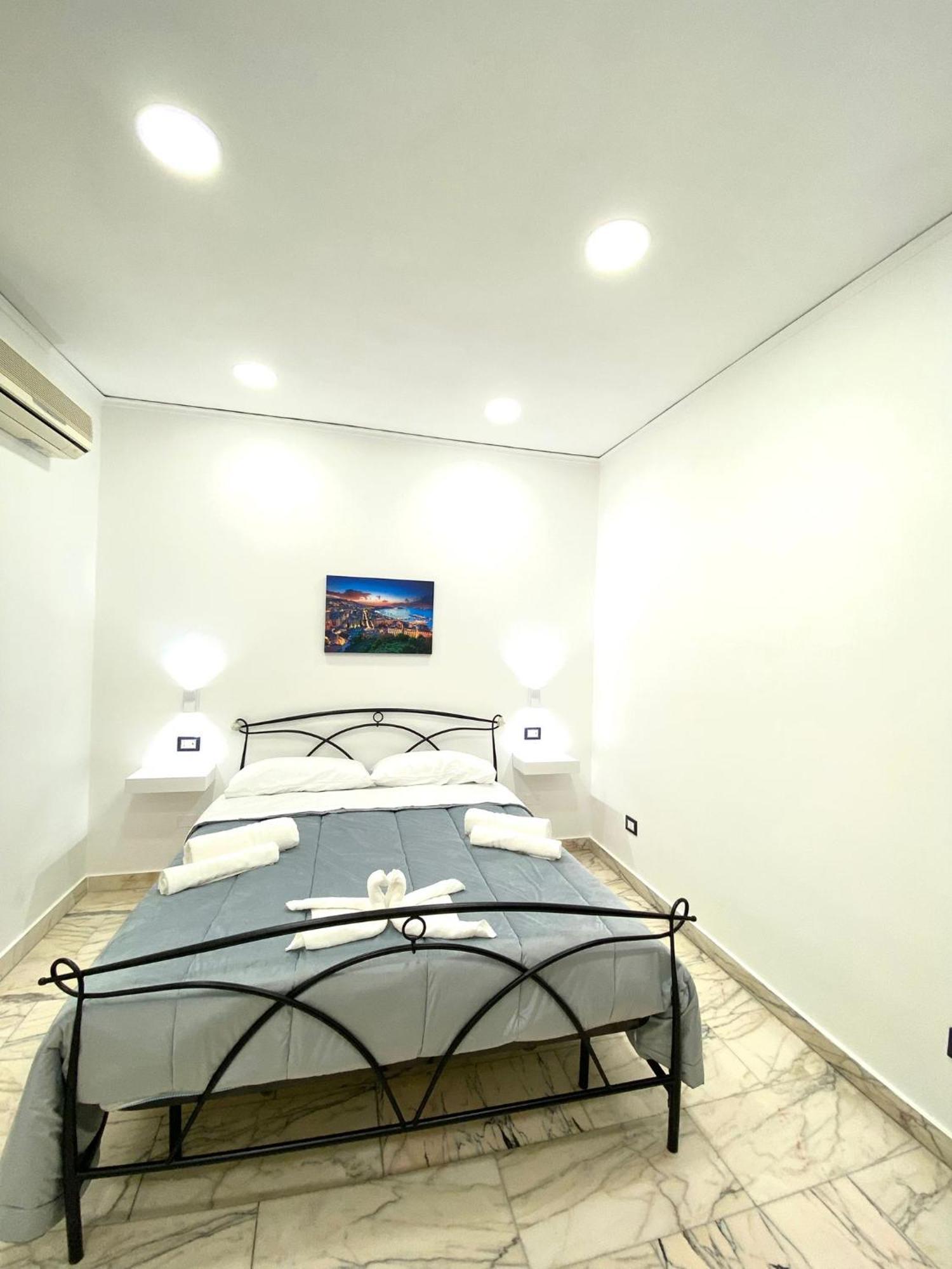Castellano Apartment Napoli Ngoại thất bức ảnh