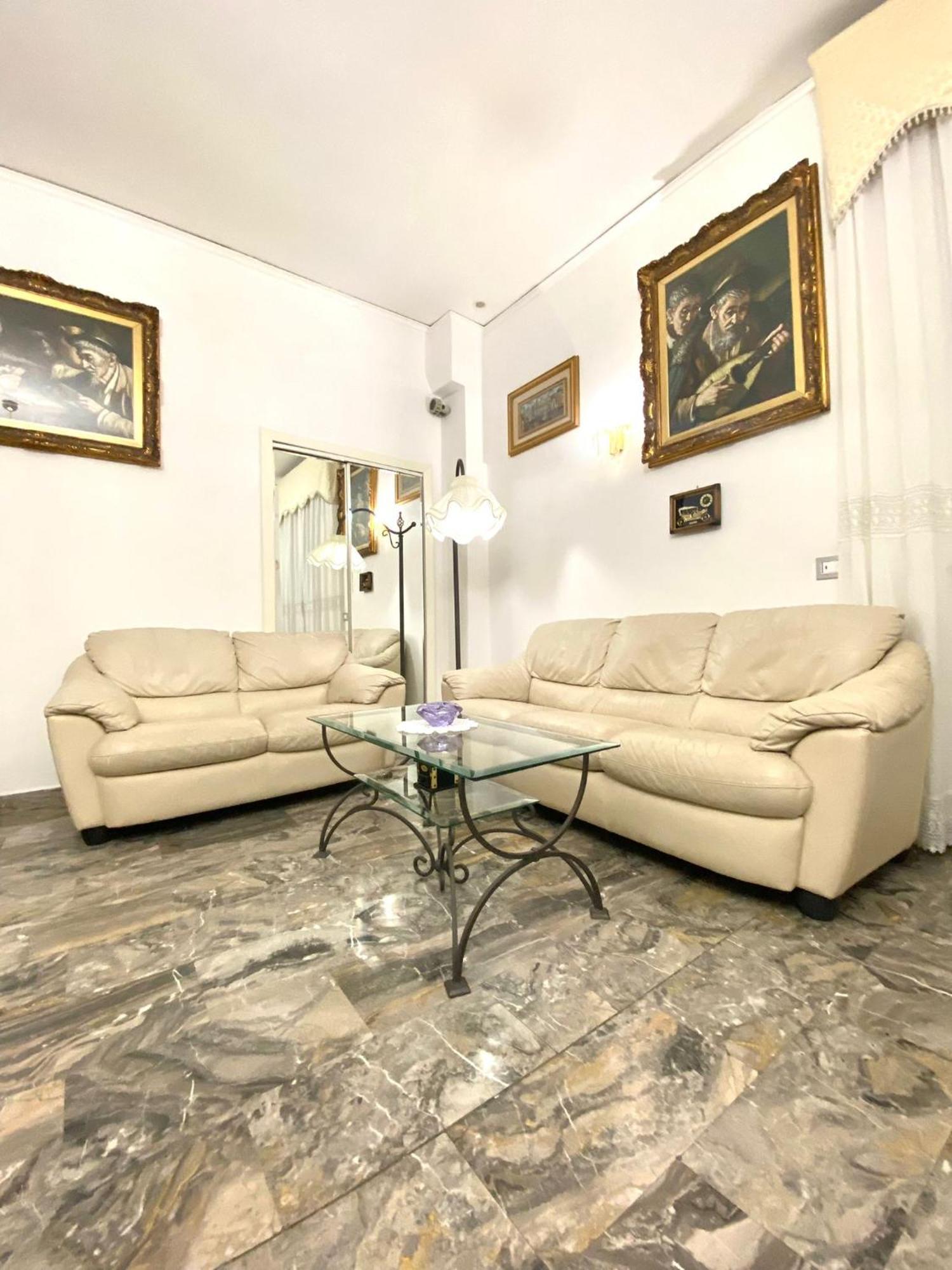 Castellano Apartment Napoli Ngoại thất bức ảnh