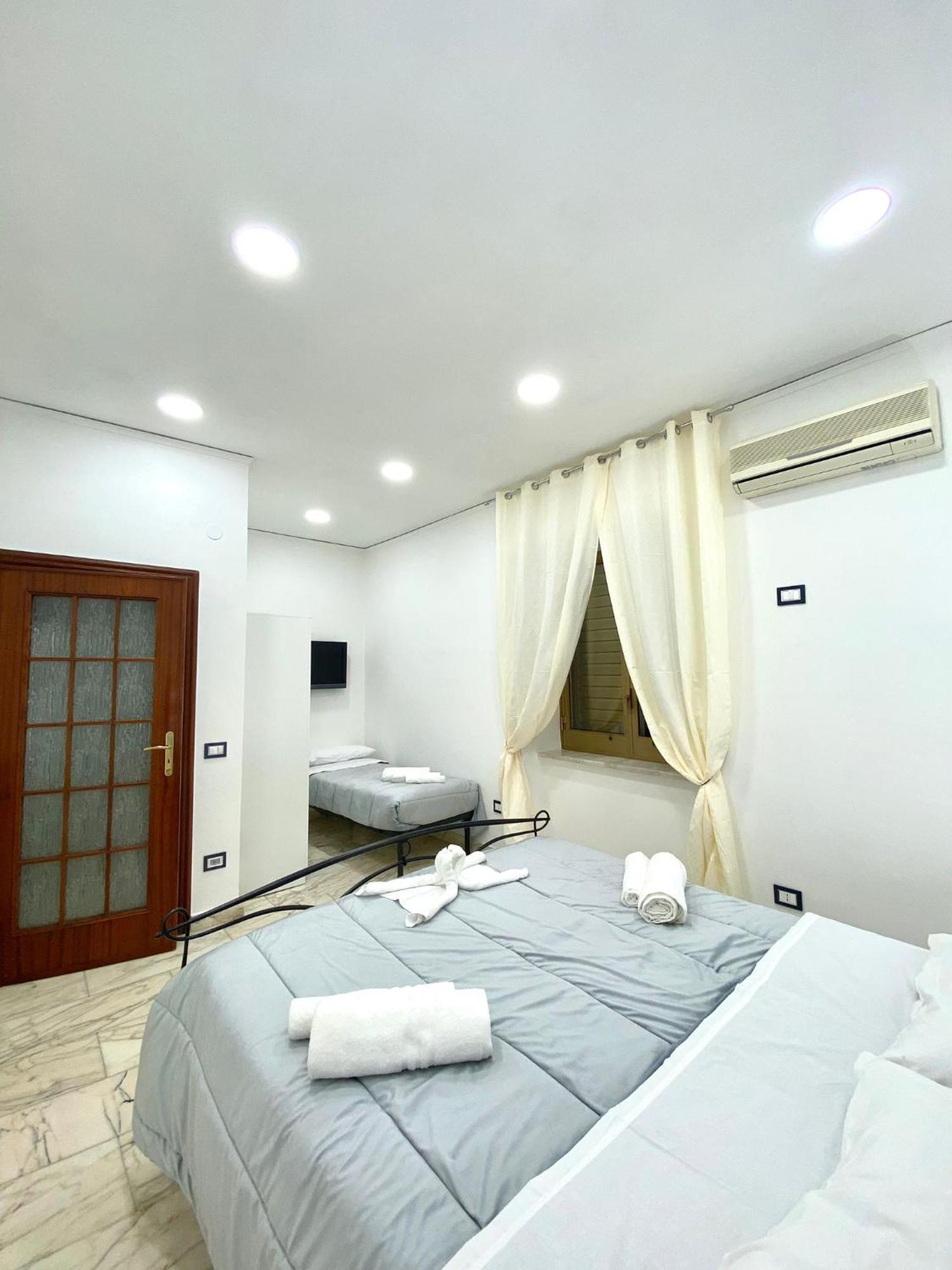 Castellano Apartment Napoli Ngoại thất bức ảnh