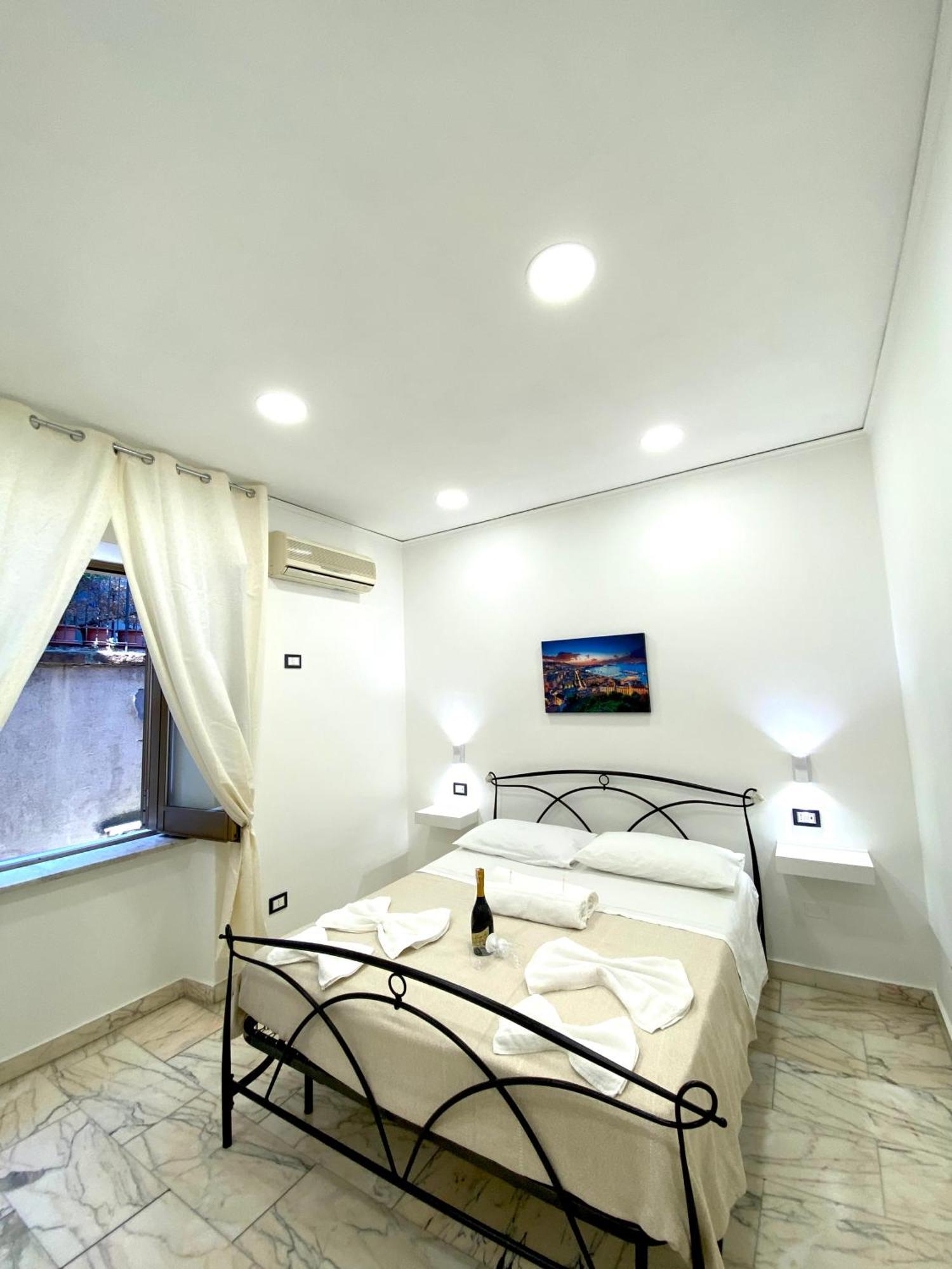 Castellano Apartment Napoli Ngoại thất bức ảnh